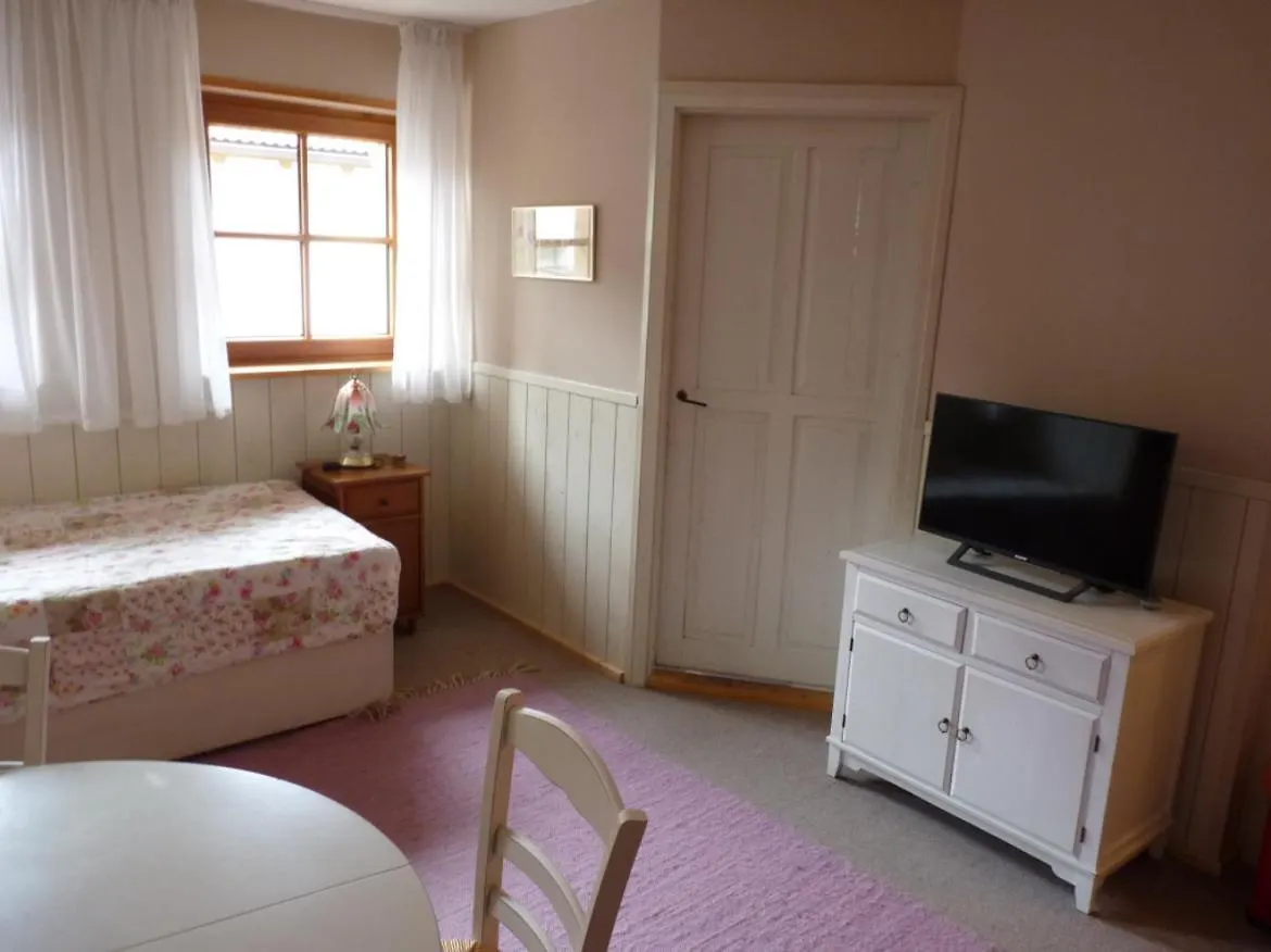 Rosenhof Apartment Goerisried Germany