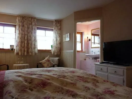 Rosenhof Apartment Goerisried Germany